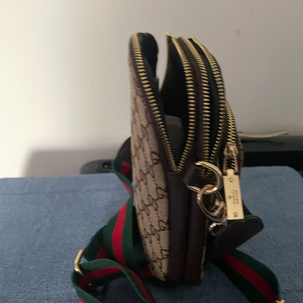 Black and Brown Classic Zippered ClosureCrossbody Bag with wide strap cherry red
